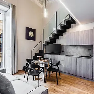 https://ferrini-home-firenze-70.sicilyhotelsitaly.net